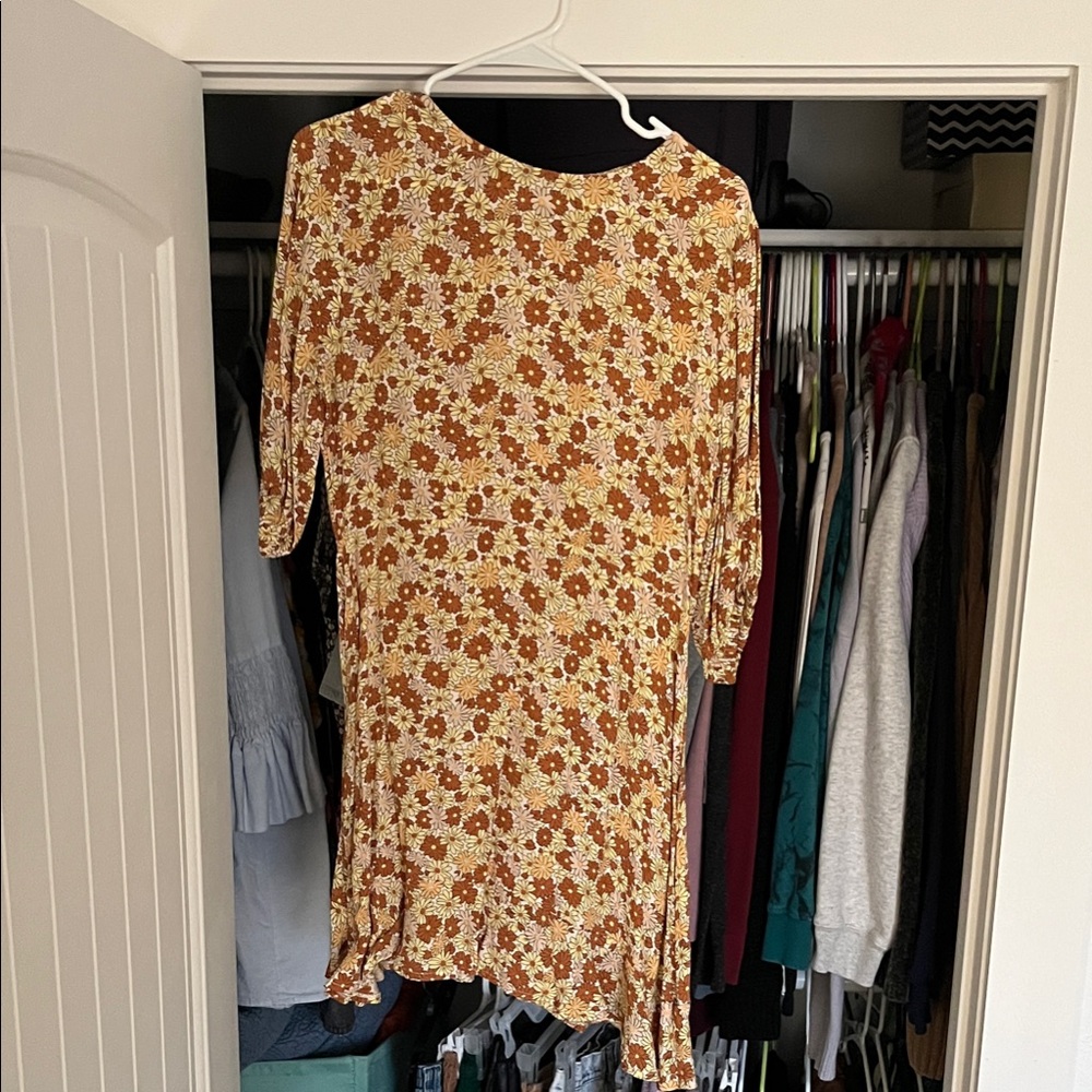 Faithfull the Brand Jeanete Dress | Zoella Floral - Peach